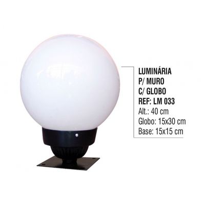 Luminária Colonial para Muro em Alumínio com Globo em Vidro