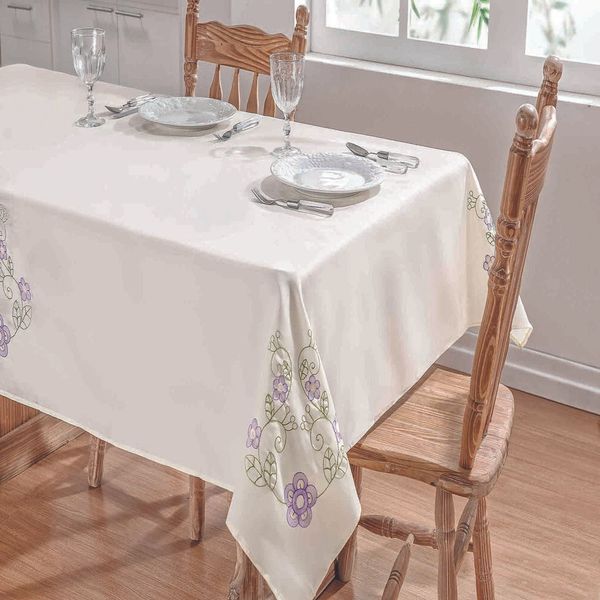 Toalha de Mesa Retangular 8 Lugares Dália Palha e Lilás Guga Tapetes Retangular 8 Lugares