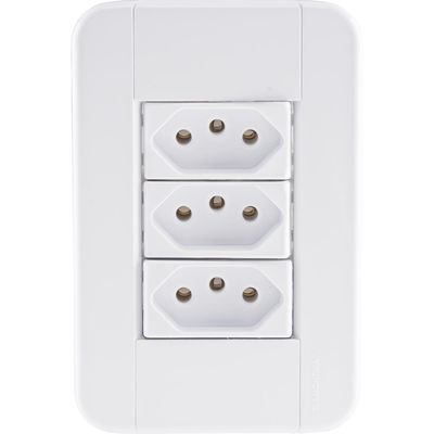 Conjunto 4x2 com 3 Tomadas 2P+T 20 A 250 V Tramontina Tablet Branco