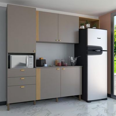 Cozinha Compacta Bartira Pérola com 5 Portas, 2 Gavetas, 1 Gavetão e 4 Prateleiras - 251cm de largura Nude/Lâmina Mel
