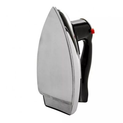 Ferro de passar roupas Black+Decker VFA cor preto e prateado 220V