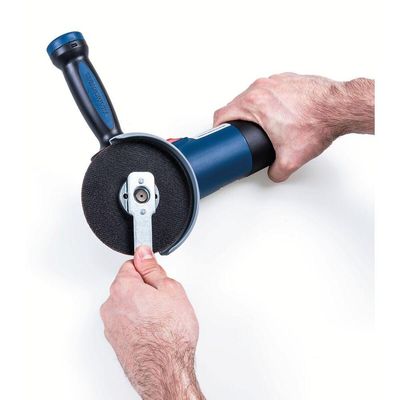 Esmerilhadeira Angular Eletrica 850 W 4.1/2" 220 V Tramontina para Uso Profissional