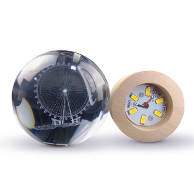 Luminária Abajur Globo Roda Gigante LED USB Enfeite Decorativo Esfera de Vidro 3D Base de Madeira