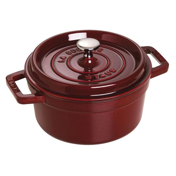 CAÇAROLA STAUB REDONDA EM FERRO FUNDIDO VERMELHO 22CM 405093550