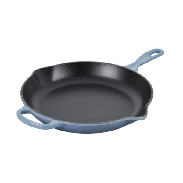 FRIGIDEIRA SKILLET REDONDA LE CREUSET C/ ALCA 26CM SIGNATURE AZUL CHAMBRAY 20182264340422