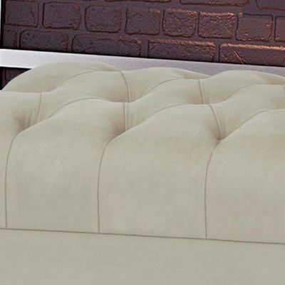 Puff París Luis Xv L02 Capitone Suede Bege Pés Madeira - Lyam Decor
