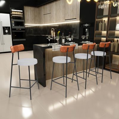 Kit 04 Banquetas Baixa Bar Cozinha Sala Jantar Milão L02 Couríssimo Camel Linho Cinza  - Lyam Decor