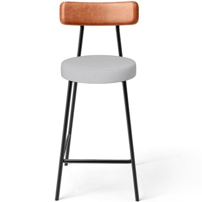 Kit 04 Banquetas Baixa Bar Cozinha Sala Jantar Milão L02 Couríssimo Camel Linho Cinza  - Lyam Decor