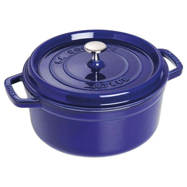 CAÇAROLA STAUB REDONDA EM FERRO FUNDIDO AZUL MARINHO 26CM 405102840