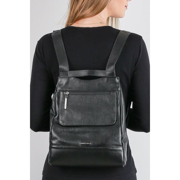 Mochila pequena antifurto couro liso grafite Susan Preto Mochila pequena antifurto couro liso grafite Susan Preto