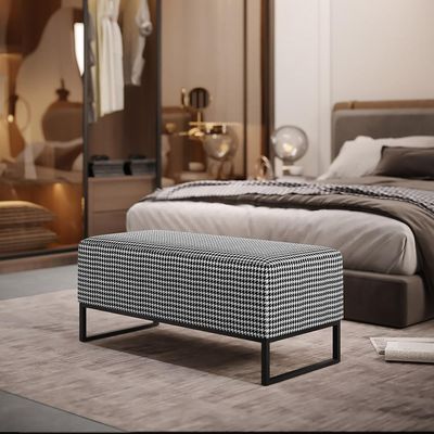 Kit 02 Puffs Decorativo Sala de Estar Cléo W01 Base Ferro 90 cm Suede Pied Poule - Lyam Decor