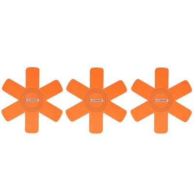 KIT LE CREUSET 3 PROTETORES E 2 SUPORTES PARA PANELA LARANJA