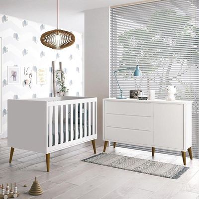 Jogo De Quarto Infantil Theo Retrô Cômoda 1 Porta E Berço Branco Fosco Com Pés Amadeirado - Reller Móveis Branco Fosco