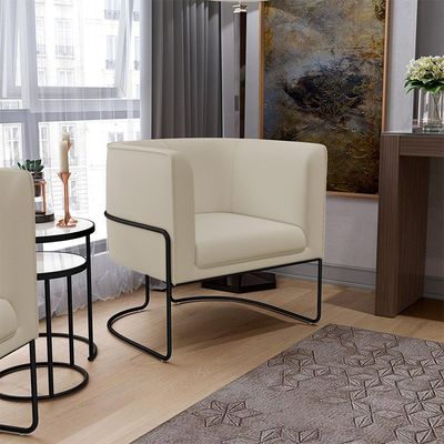 Poltrona Decorativa Fixa Base de Aço Preto Betina D02 Corano Bege C-26 - Lyam Decor