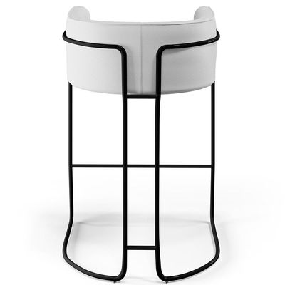 Banqueta Decorativa Fixa Base De Aço Preto Betina D02 Corano Branco C-12 - Lyam Decor