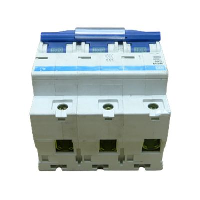 Disjuntor Weg Tripolar 80 Amperes Mdw-C80-3 Curva C