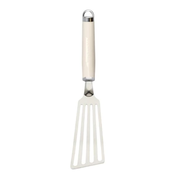 ESPÁTULA KITCHENAID PERFURADA FLEXÍVEL CREME EM AÇO INOX 33CM KAG024OHACE