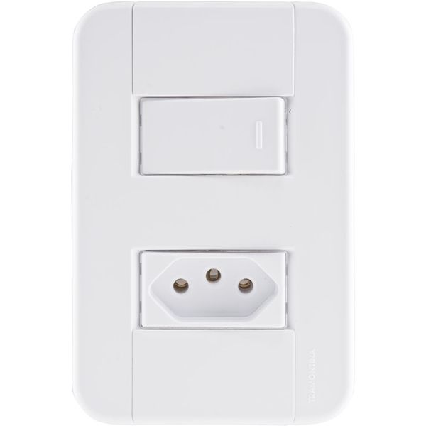 Conjunto 4x2 com 1 Interruptor Simples 10 A 250 V e 1 Tomada 2P+T 20 A 250 V Tramontina Tablet Branco