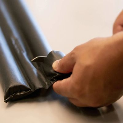 Veda Porta Rolinho 100Cm Branco Comfort Door Protetor Impermeável Vedação Frestas Contra Inseto Poeira Ruido