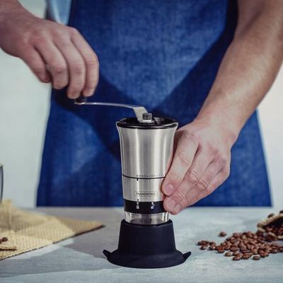 Moedor de Café Tramontina Realce em Acrílico, Aço Inox e Silicone Preto com Inox