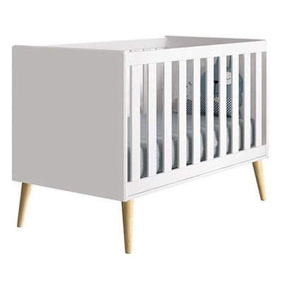 Dormitório Theo 3 Portas E Mesa De Canto Branco Com Pés Madeira Natural - Reller Móveis Branco