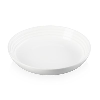 KIT LE CREUSET STOCKPOT EM AÇO INOX ESMALTADO 22CM 7,6L E 2 PRATOS FUNDOS 22CM EM CERÂMICA - Branco