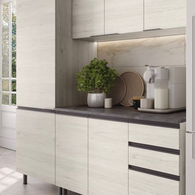 Cozinha Compacta Cristal 8 Portas 3 Gavetas 9 Prateleiras Bartira Lâmina Mel/Nude