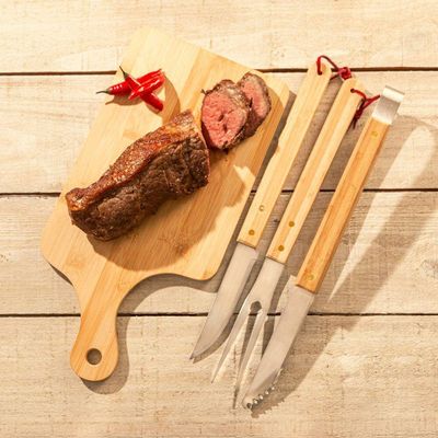 Jogo Garfo E Faca De Churrasco Profissional Corte Aço Inox Cabo Bambu Açougueiro 37cm Lyor