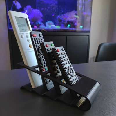 Suporte 3D Porta Controle Remoto 4 divisórias Tv 20 cm Preto
