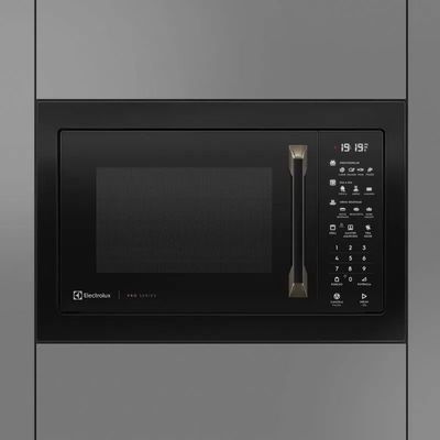 Micro-ondas de Embutir Electrolux 34L Preto com Grill Pro Series (MV43T) 127V