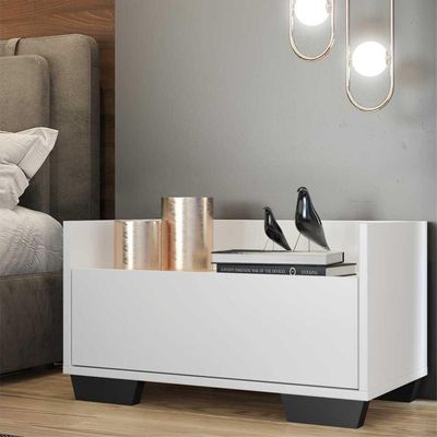 Mesa de Cabeceira 60 Cm com Pés Quadrados Branca preta