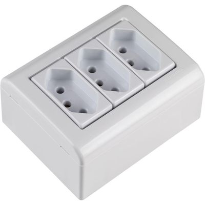 Caixa De Sobrepor Com 3 Tomadas 2p+t 20 A 250 V Tramontina Lizflex Branca