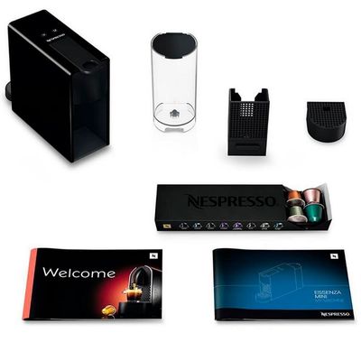 Máquina de Café Nespresso Essenza Mini C30 com Kit Boas Vindas Preto / 110V