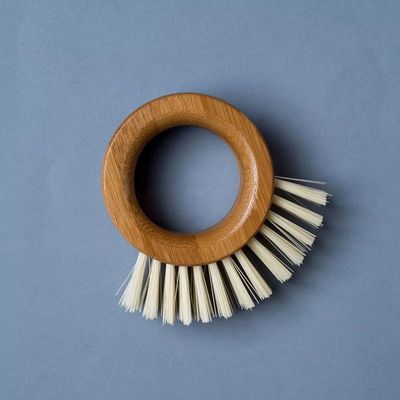 Escova Multiuso Para Frutas E Legumes De Bambu- Oikos