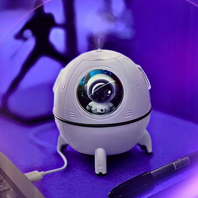 Umidificador Espacial com Astronauta