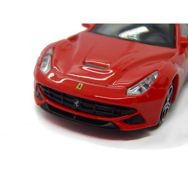 Miniatura Ferrari Die-Cast Vehicle 1:43 Race & Play - Bburago - F12 Berlinetta - Vermelha Maito Miniatura Ferrari Die-Cast Vehicle 1:43 Race & Play - Bburago - F12 Berlinetta - Vermelha Maito