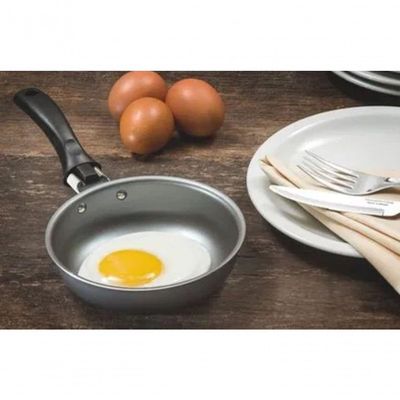 Frigideira Antiaderente Para Ovo Tramontina 13cm