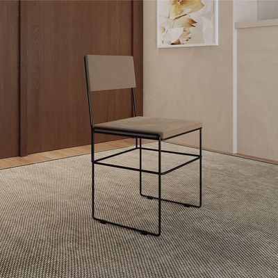 Kit 6 Cadeiras De Jantar Industrial Estofadas Veludo Bege Aço Preto Vitoria Bege