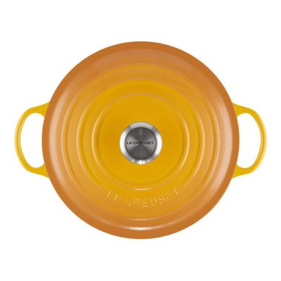 PANELA MARMITA LE CREUSET SIGNATURE 26CM AMARELO NÉCTAR