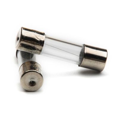 5 Unidades D0 Fusivel Vidro Pequeno Corrente 10A Dimensão 5 X 20Mm Tensão 110V 127V 220V 250V Bivolt Para Disjuntor Es