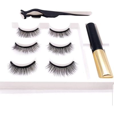 Modelo Mais Natural com 3 PARES de Cílios Postiços Magnéticos + Delineador + Aplicador