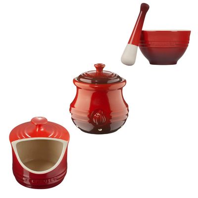 KIT LE CREUSET PILÃO COM MACERADOR 300ML POTE DE ALHO PORTA SAL 300ML EM CERÂMICA VERMELHO