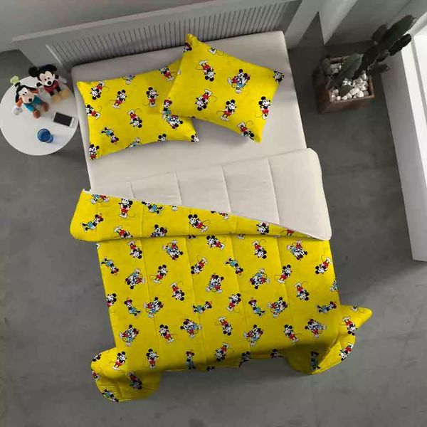 Edredom Casal Portallar Disney Doce Vida Mickey 90 Anos em Malha Amarelo Edredom Casal Portallar Disney Doce Vida Mickey 90 Anos em Malha Amarelo