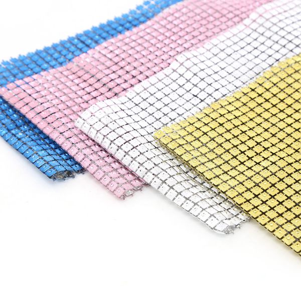 Manta Metálica Quadrada com Strass 11,5cmx45cm Manta Metálica Quadrada com Strass 11,5cmx45cm