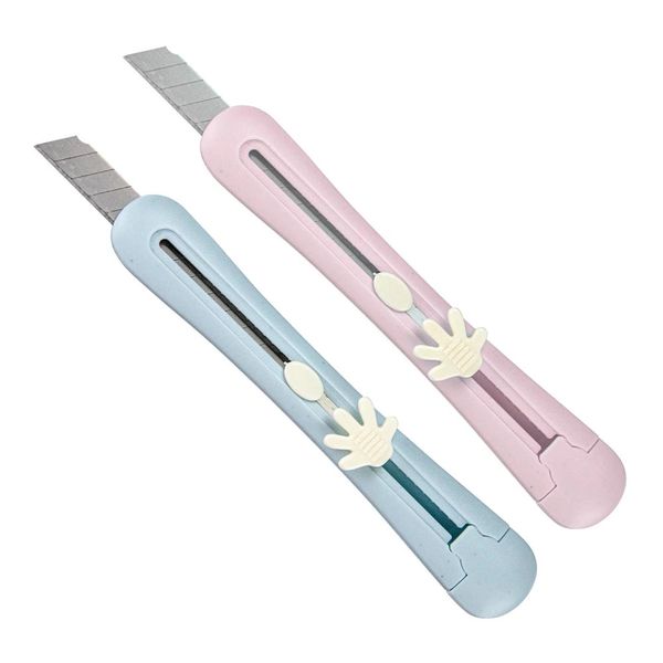 Estilete Mini Retrátil Le Stylo Candy Colors 8x2cm - Item Sortido Estilete Mini Retrátil Le Stylo Candy Colors 8x2cm - Item Sortido