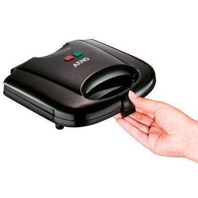 Sanduicheira Antiaderente Arno Sacb 700 W Preto / 110V