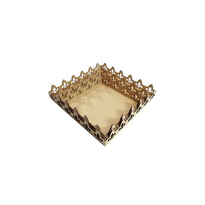 Kit com 3 Bandejas Quadrada Vazada Arabesco de Mdf 20x20cm 24x24cm 29x29cm
