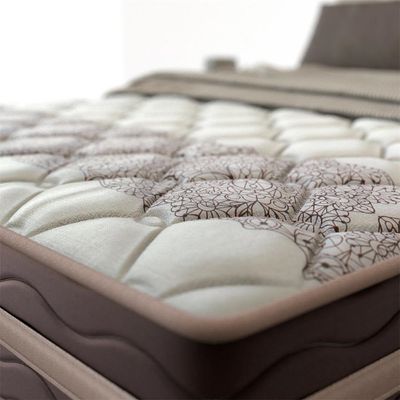 Cama Box King Size Nevada com Euro Pillow e Molas Ensacadas 64x193x203 cm Probel Bege com Marrom