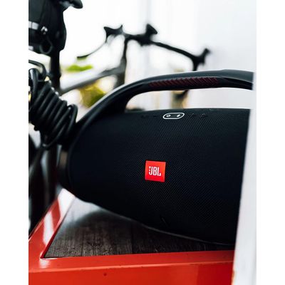 Caixa de Som Portátil JBL Boombox 2 com Bluetooth IPX7 PartyBoost 80W Preto / Bivolt