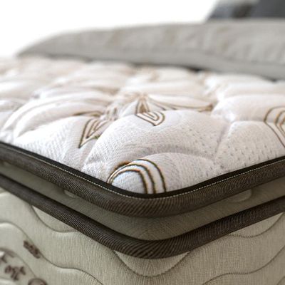 Colchão King Size Probel Fort Comfort D40 com Molas Prolastic e Pillow Top 34x193x203 Branco com Bege